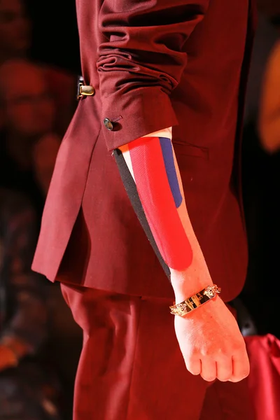 Look 72
